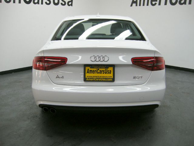 Audi A4 REG CAB 1495 Down Sedan