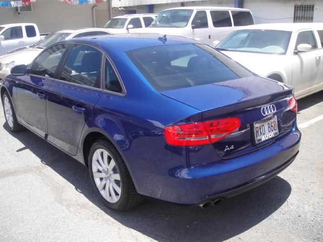Audi A4 2013 photo 1