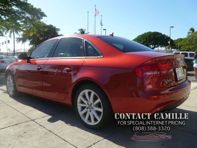 Audi A4 2013 photo 1