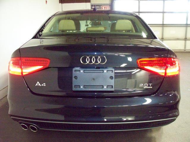 Audi A4 2014 photo 3