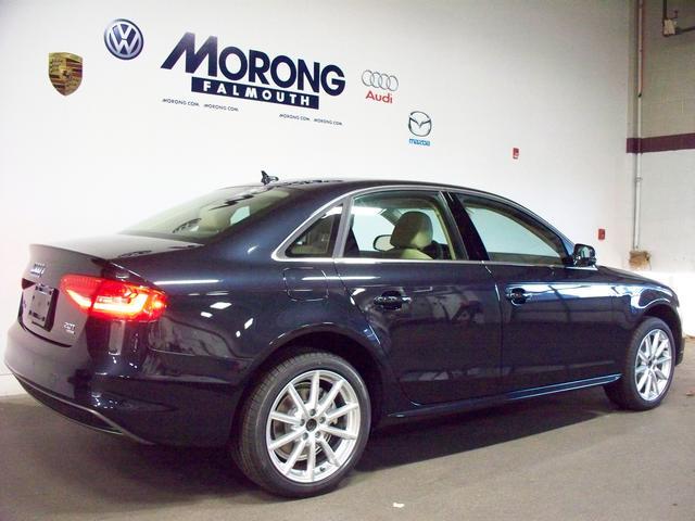 Audi A4 2014 photo 4