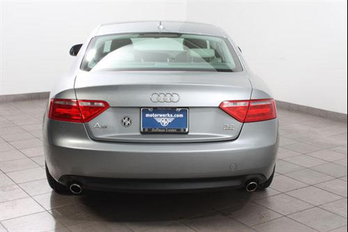 Audi A5 2009 photo 2