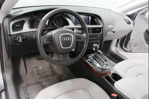 Audi A5 2009 photo 3