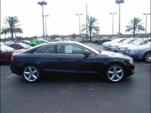 Audi A5 2009 photo 2