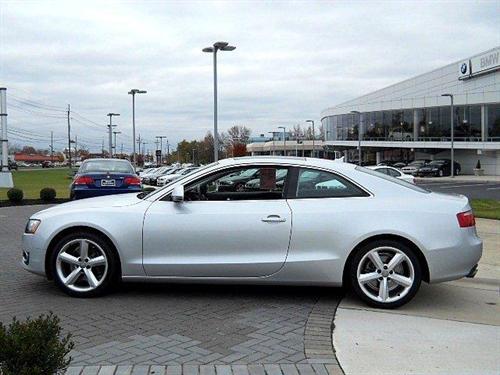 Audi A5 2009 photo 1