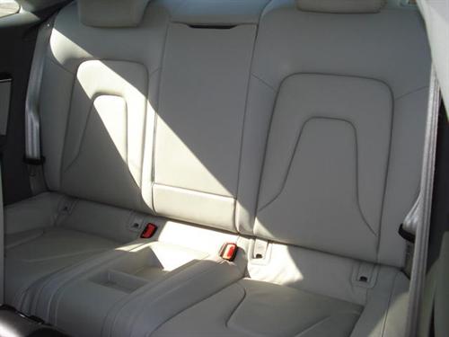 Audi A5 2009 photo 2