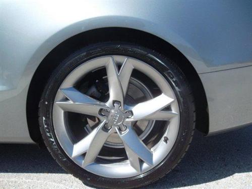 Audi A5 2009 photo 2