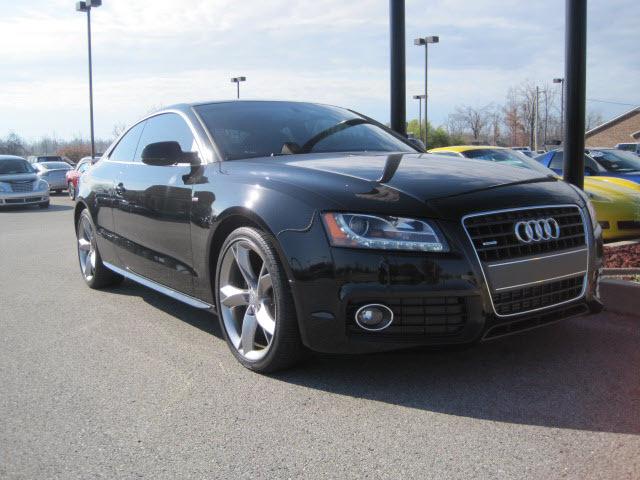 Audi A5 2010 photo 3