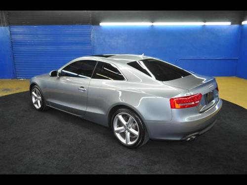 Audi A5 2010 photo 2