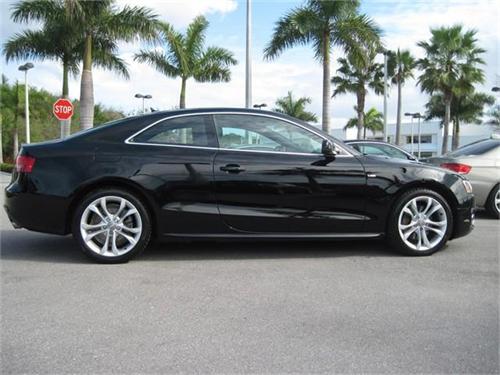 Audi A5 2010 photo 4