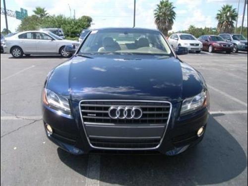 Audi A5 2010 photo 1
