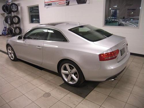 Audi A5 2010 photo 5
