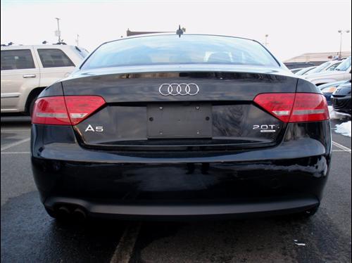 Audi A5 2010 photo 2