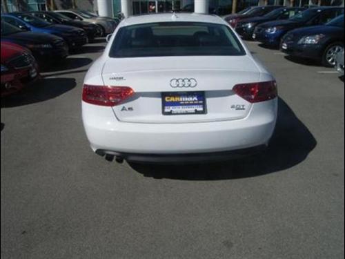 Audi A5 2010 photo 1