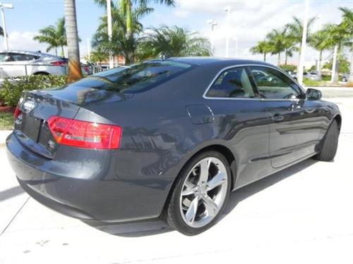 Audi A5 2010 photo 1