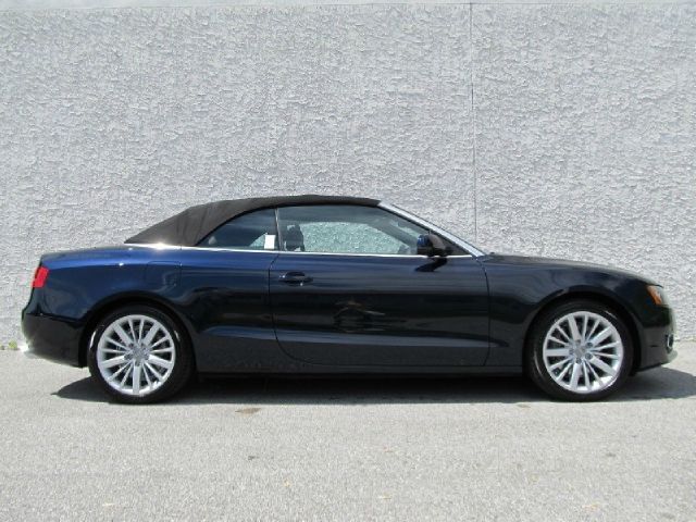 Audi A5 2010 photo 4