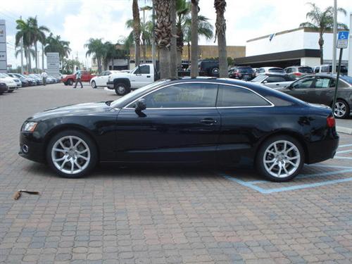 Audi A5 2011 photo 1