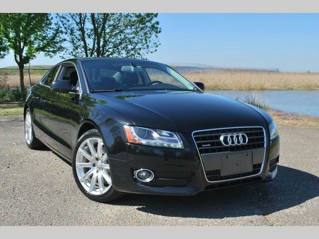 Audi A5 2011 photo 2