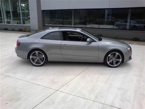 Audi A5 2011 photo 1