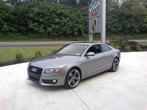 Audi A5 2011 photo 2