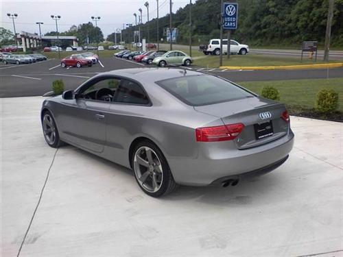 Audi A5 2011 photo 4
