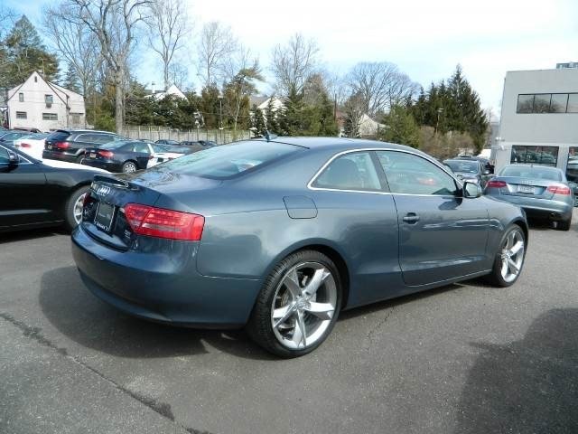 Audi A5 2011 photo 3