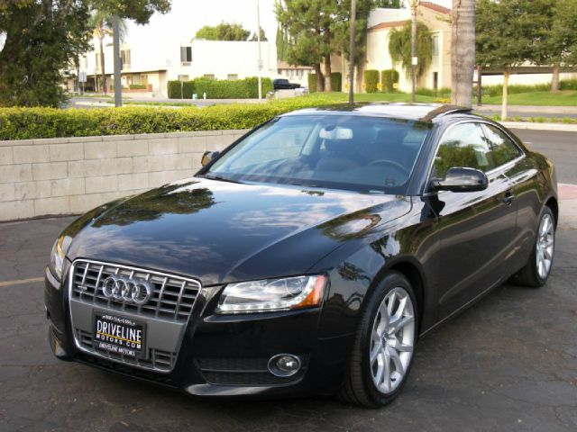 Audi A5 2012 photo 2