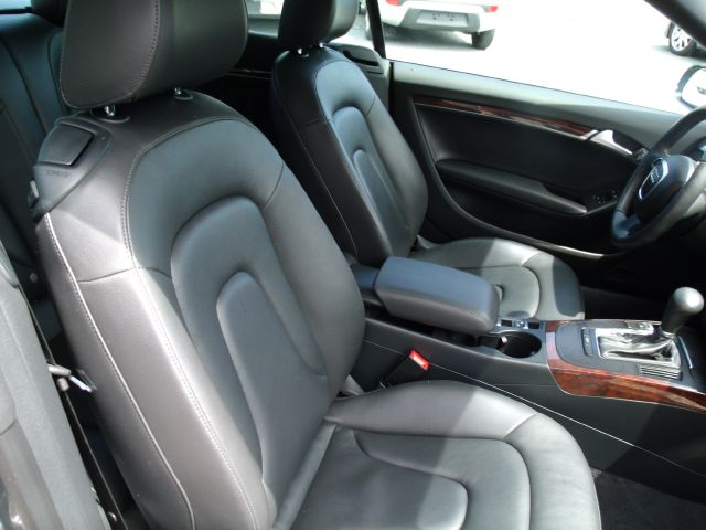 Audi A5 2012 photo 11