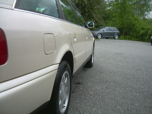 Audi A6 1996 photo 1