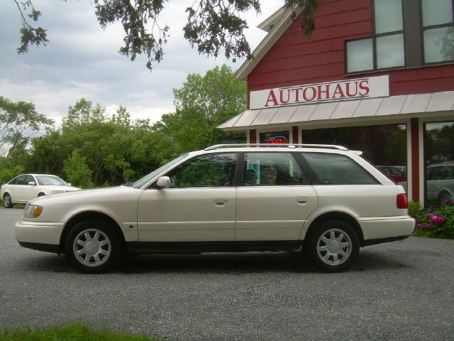 Audi A6 1996 photo 3