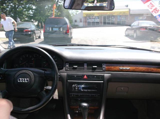 Audi A6 1999 photo 8