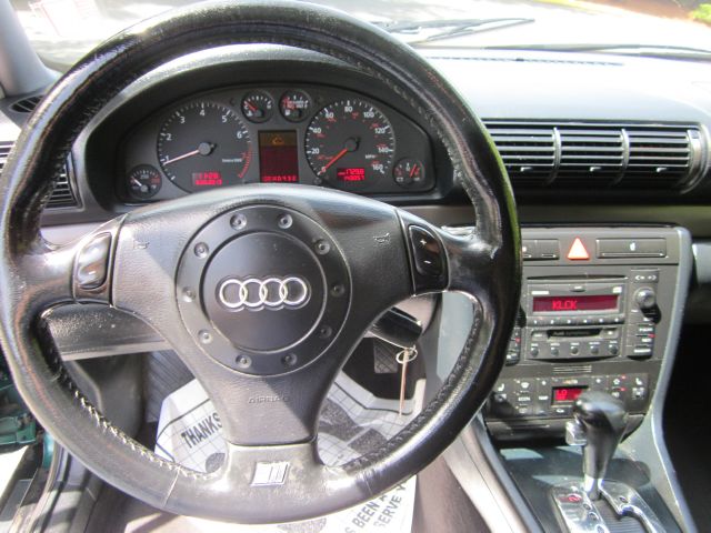 Audi A6 1999 photo 6