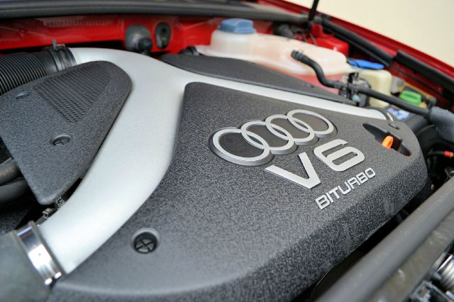 Audi A6 2000 photo 0
