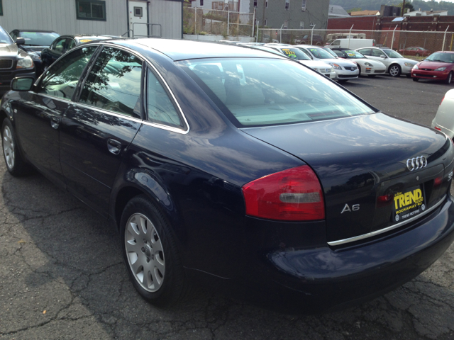 Audi A6 2 Sedan