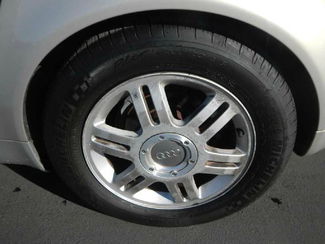 Audi A6 2001 photo 4