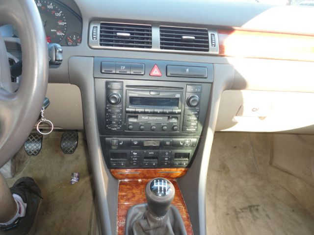 Audi A6 2001 photo 1