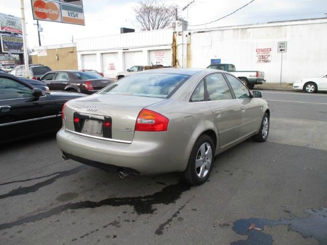 Audi A6 2003 photo 2