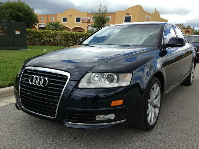 Audi A6 300C Sedan