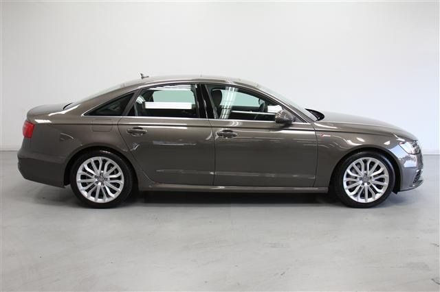 Audi A6 2012 photo 2