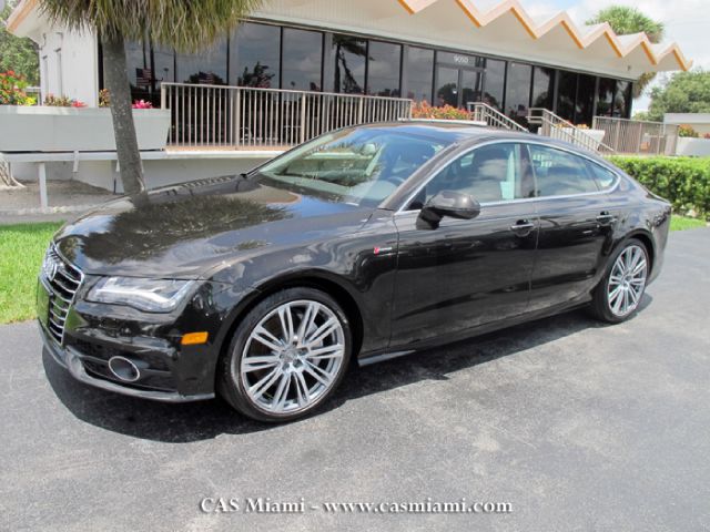 Audi A7 2013 photo 3