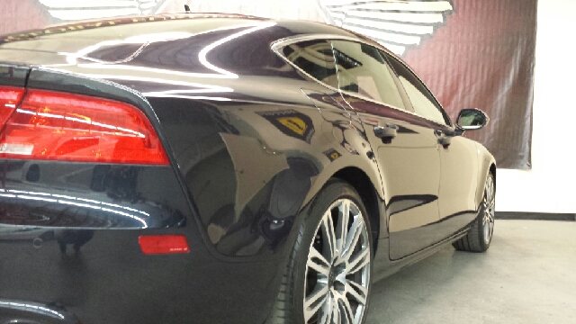 Audi A7 2013 photo 4