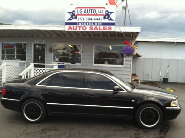 Audi A8 2001 photo 1