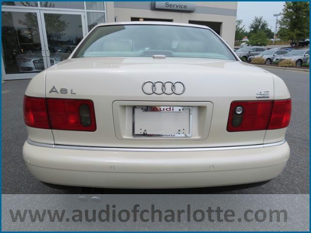 Audi A8 2001 photo 1