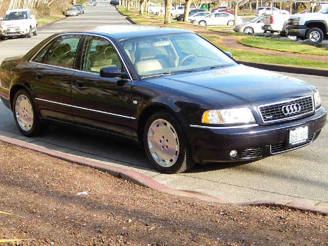 Audi A8 SW1 Sedan