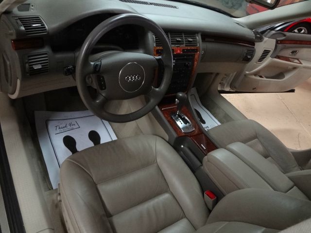 Audi A8 2002 photo 31