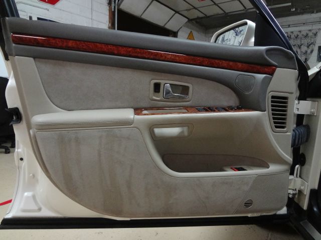 Audi A8 2002 photo 32