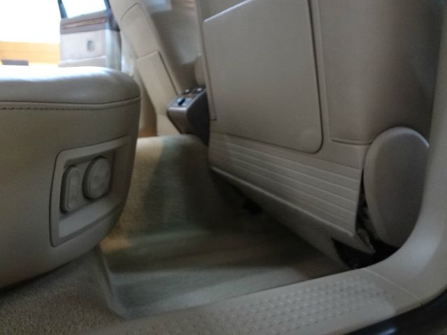 Audi A8 2002 photo 39