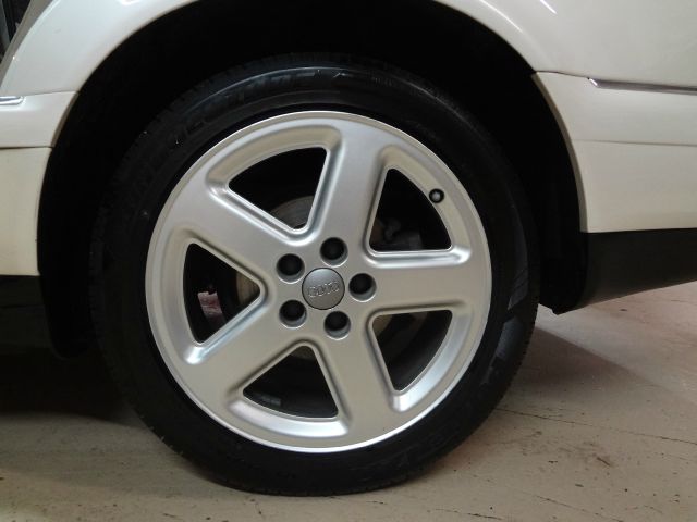 Audi A8 2002 photo 49