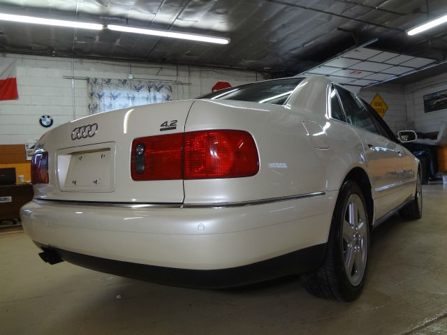 Audi A8 2002 photo 56