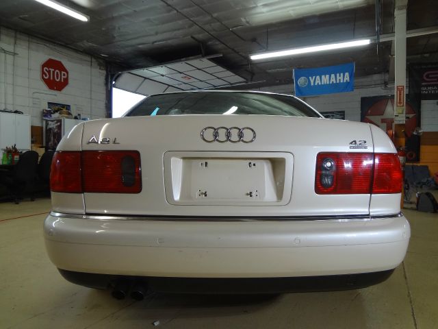 Audi A8 2002 photo 62